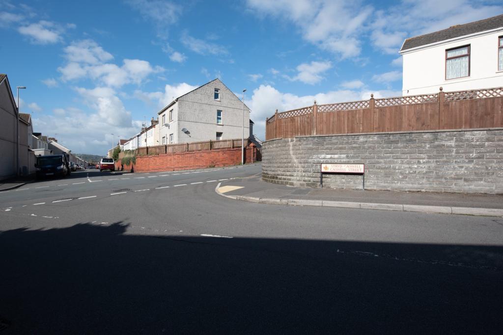 Caswell Street, Llanelli, SA15 1BS